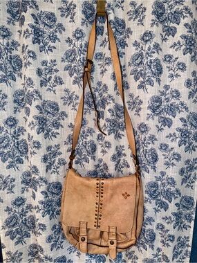 Patricia Nash light tan Leather Crossbody